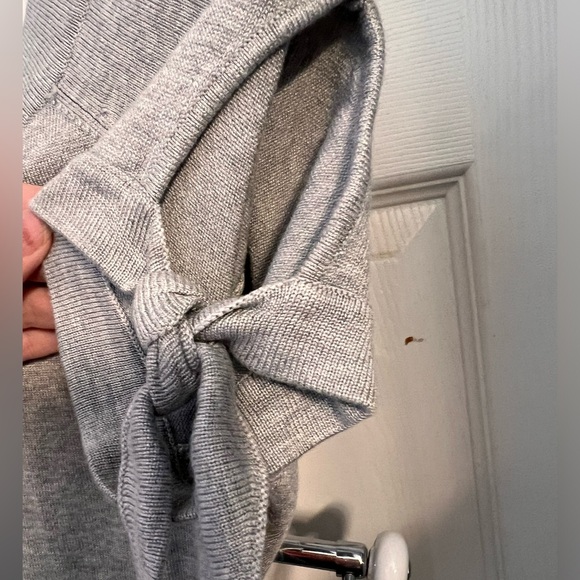 Joseph A gray sweater Small - Picture 2 of 4